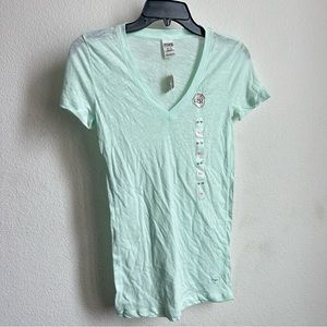 PINK Victoria’s Secret V Neck Tee Short Sleeve
